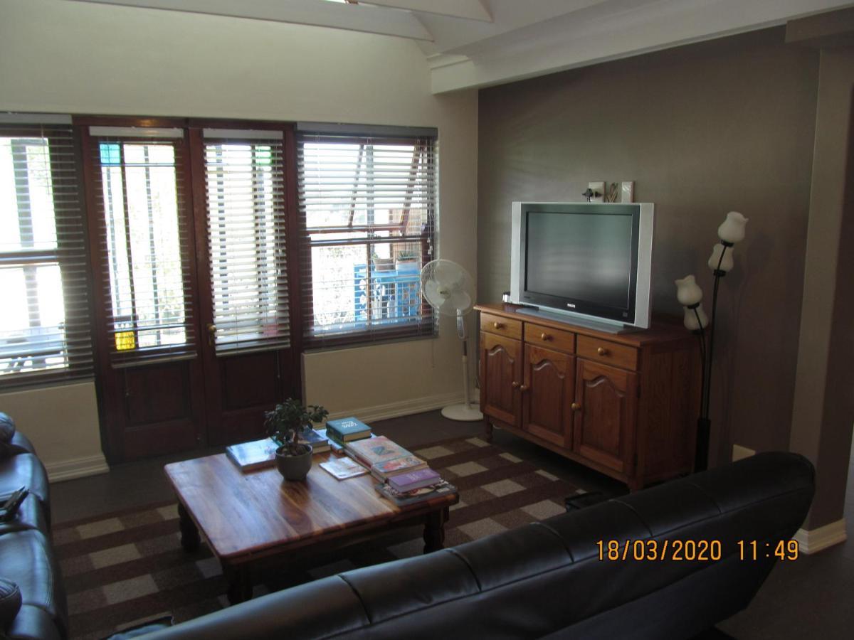 Luxury Secure Flat Apartment Plattekloof Exterior photo